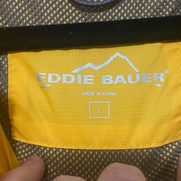Eddie Bauer LIKE NEW men's L packable vented hooded wind breaker jacket - Picture 2 of 4